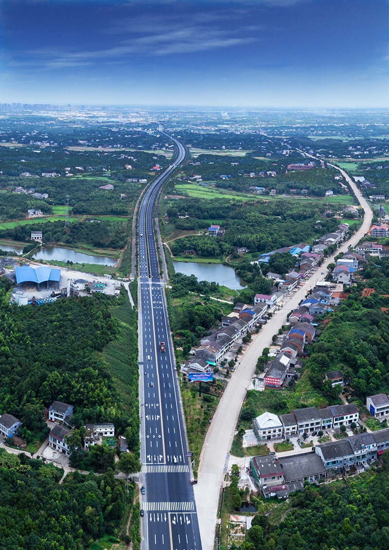 17、芙蓉大道湘陰段道路工程（1）.jpg
